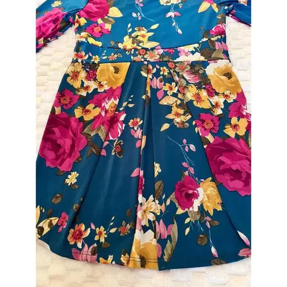 My Bump - Maternity Teal & Floral 3/4 Sleeve Pleated Top (Small)*BRAND NEW/NWT* - Picture 4 of 7